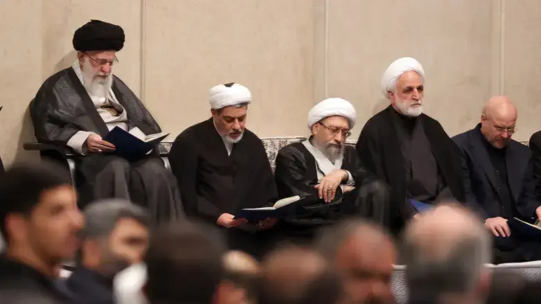 Mullahs in a row