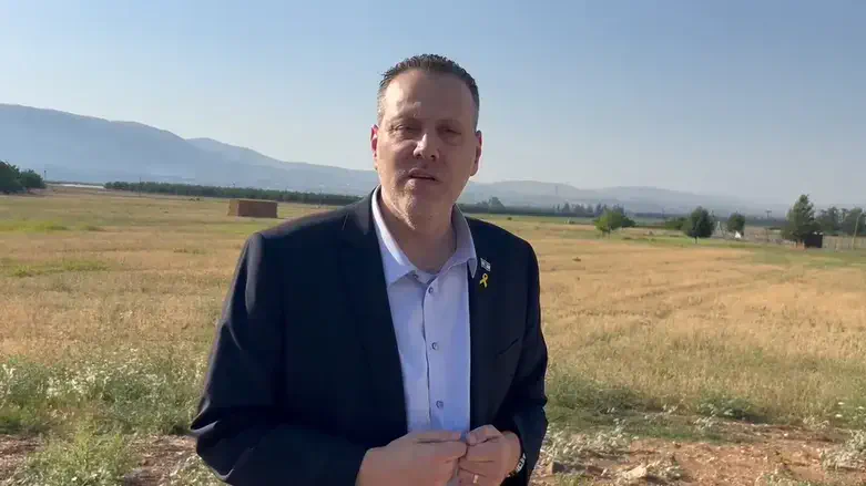 השר מיקי זוהר