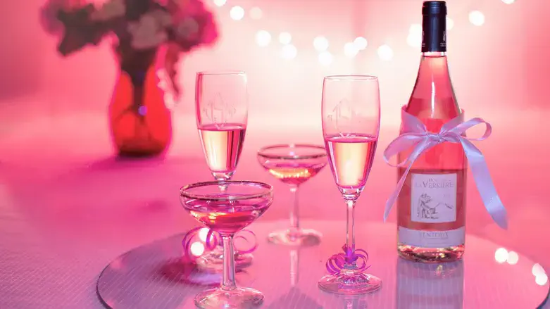 Pink wine