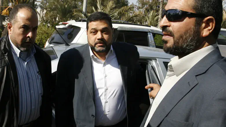 Hamas official Osama Hamdan (center)