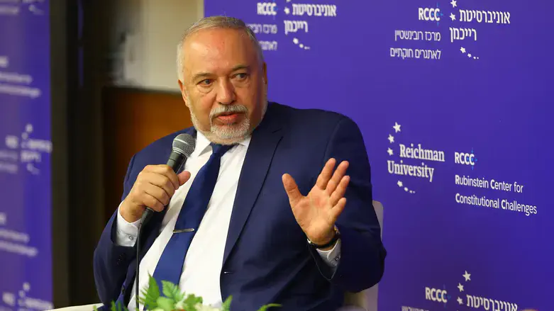 ליברמן בכנס