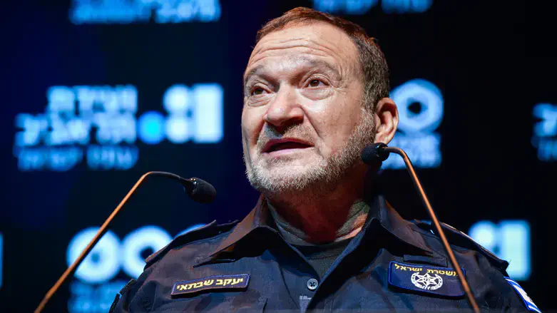 המפכ"ל קובי שבתאי