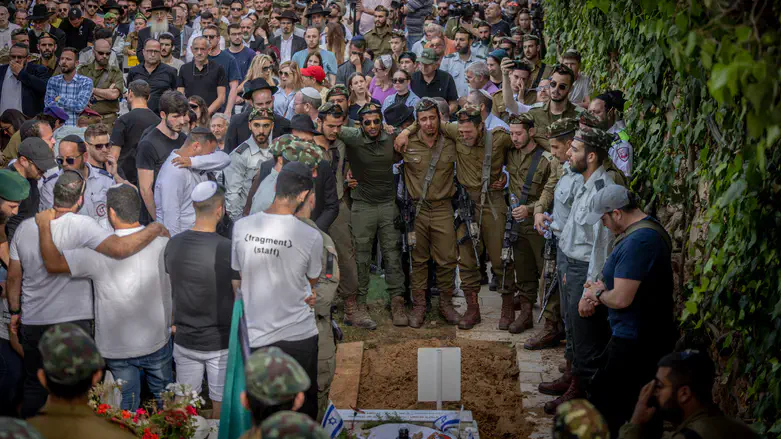 הלווייתו של סרן ישראל יודקין הי"ד