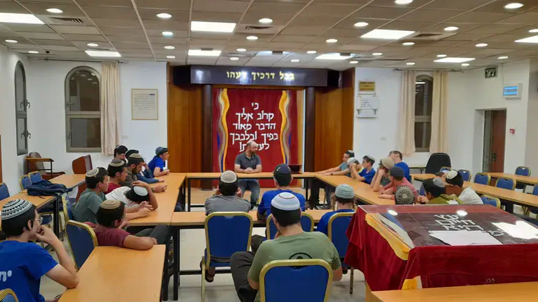 משתתפים בשיעור חוויותי