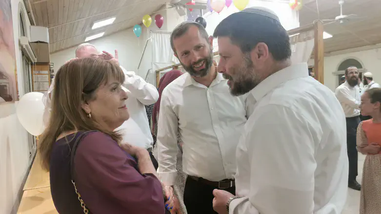 סמוטריץ', גנץ והרשקוביץ