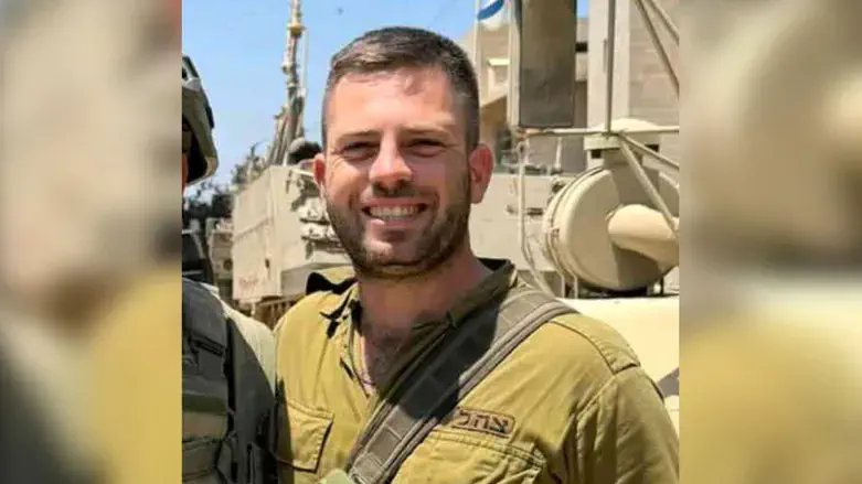 נדב אלחנן נולר