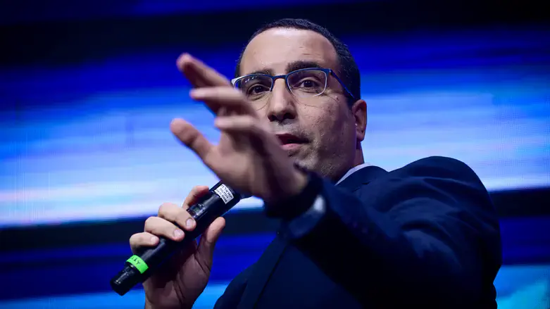 ירון אברהם