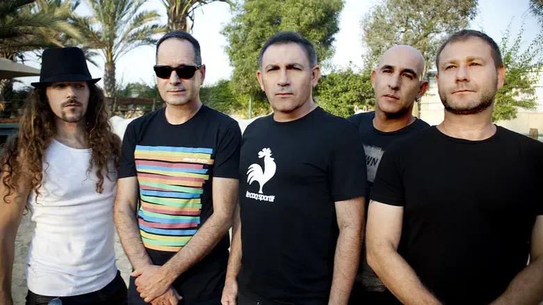 להקת אתניקס