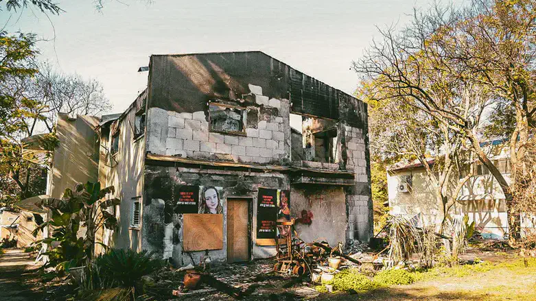 בארי לאחר הטבח