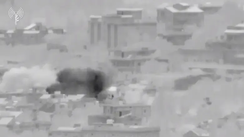 Strikes on Hezbollah infrastructure in southern Lebanon