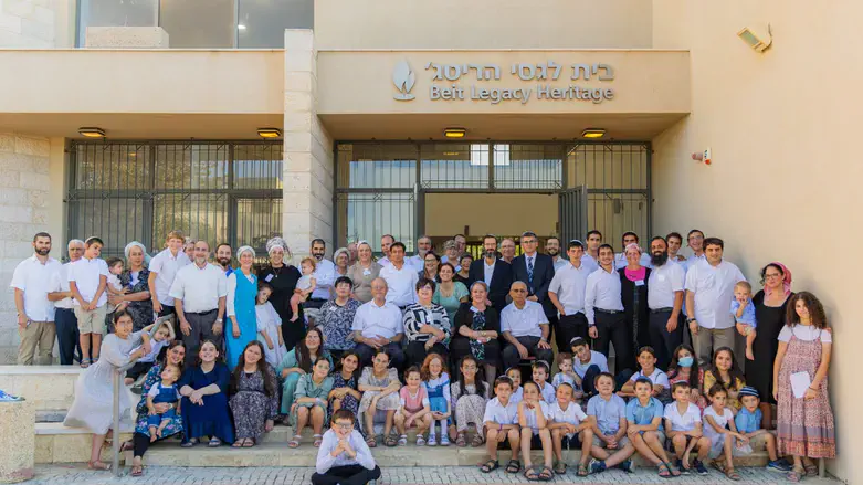 משפחות הנופלים עם רבני הישיבה