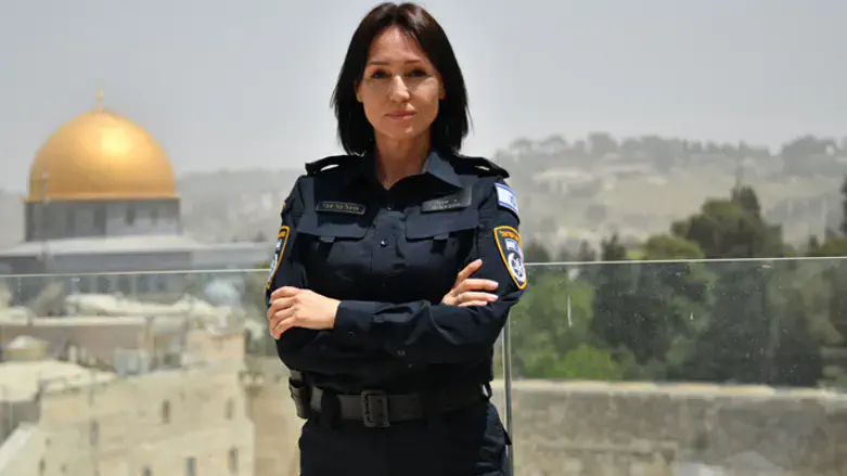 ניצב סיגל בר צבי