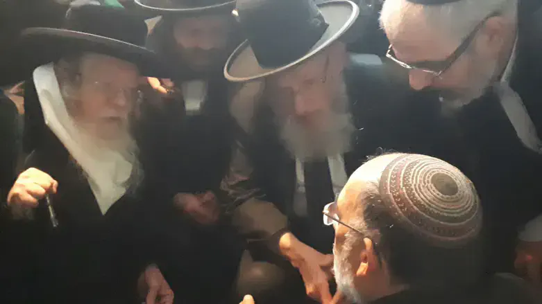 האדמו"ר מקרעטשניף