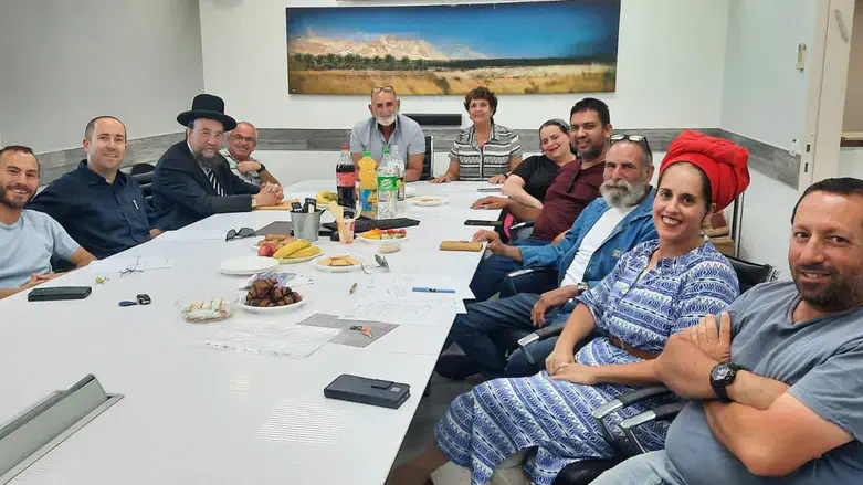 המועצה הדתית החדשה ביחד עם לחיאני