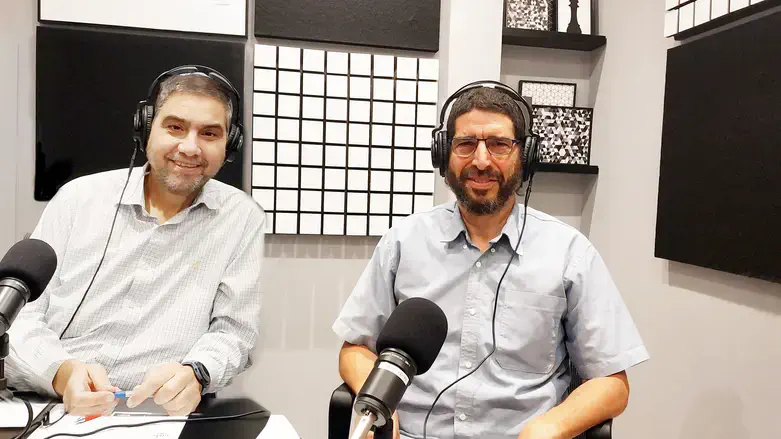 הרב קובי בורנשטיין ודודו סעדה