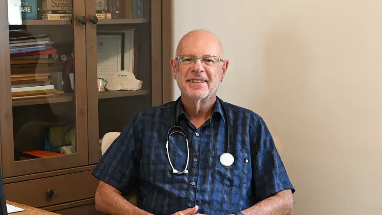 ד"ר עמוס סבו