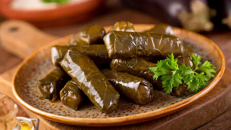 עלי גפן