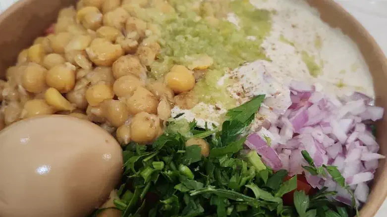 החומוסיה של טוויטו