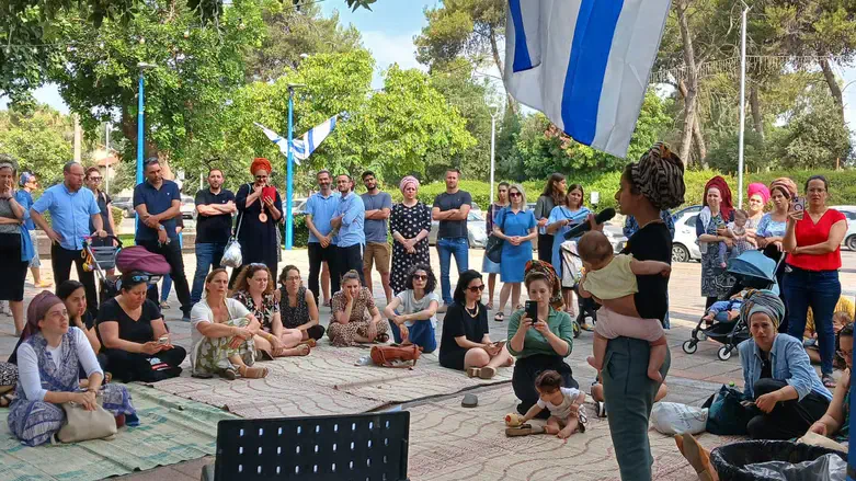 המאהל הנודד