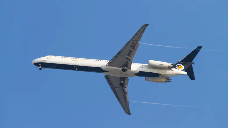 Самолет Caspian Airlines