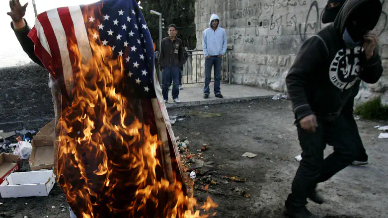Burning the American flag, archive