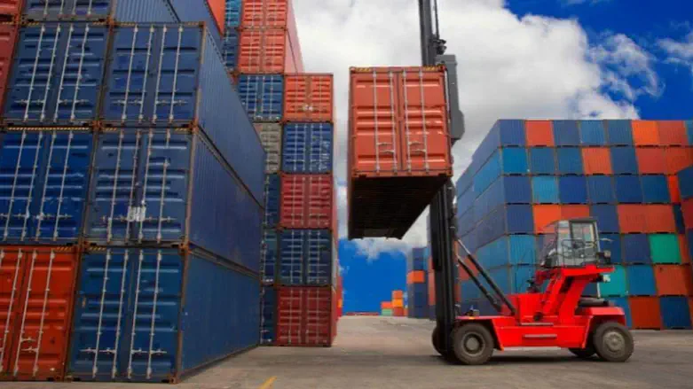 פריקת מכולות