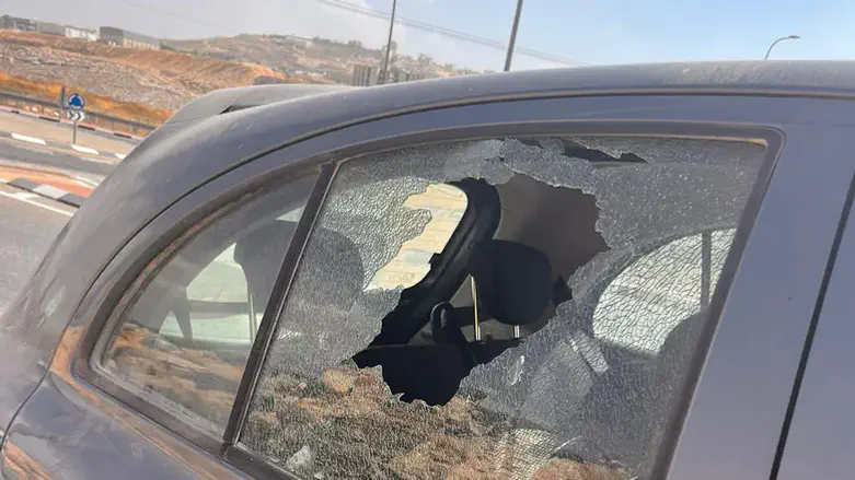 Поврежденный автомобиль