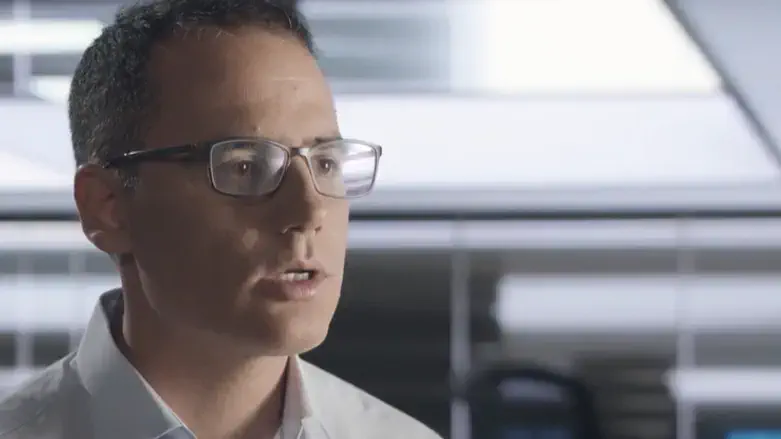 אורן אהרוני