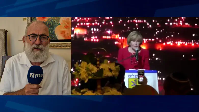 Moti Dan (left) talks about Cherna Moskowitz (right)