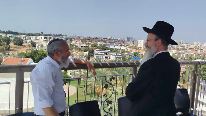 הרב מיכה הלוי והרב דוד פנדל