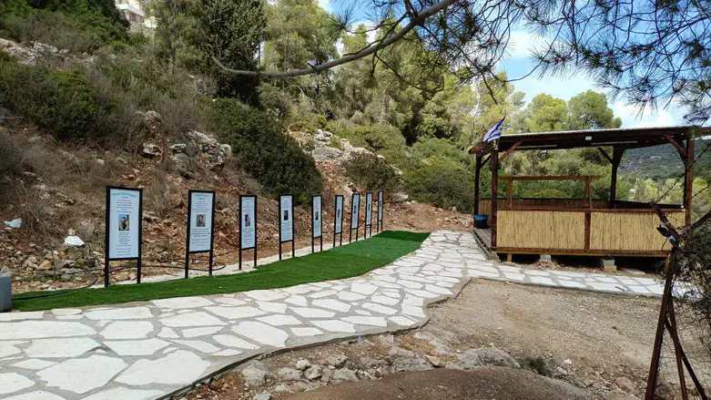 'מצפה הגיבורים' שנחנך לאחרונה ביישוב קרני שומרון