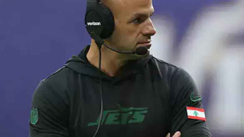 סלאח. תמיכה בעם הלבנוני או בחיזבאללה?