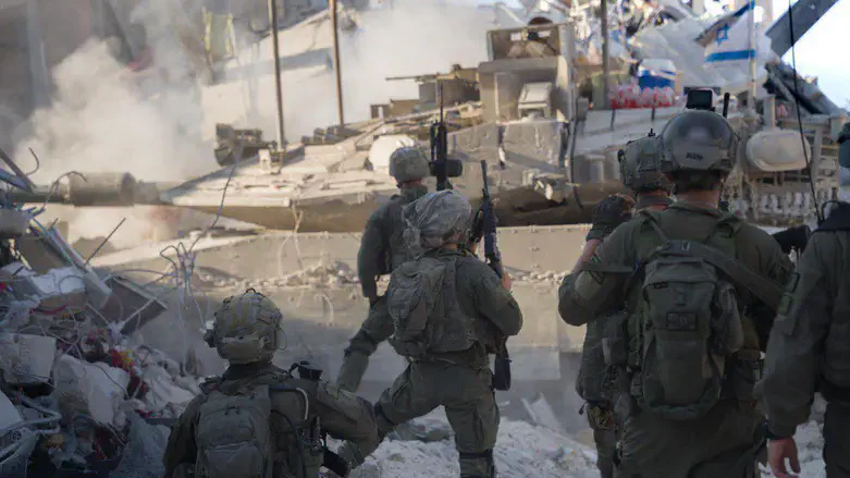 הנפת דגל ישראל בלבנון