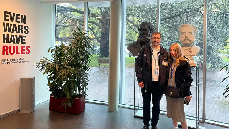 Meeting with Red Cross representatives