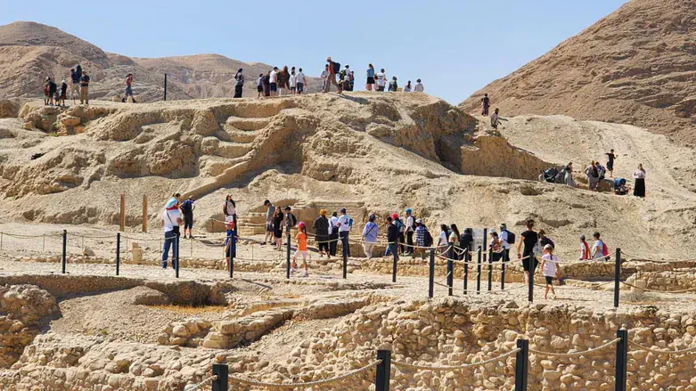 המטיילים בבנימין