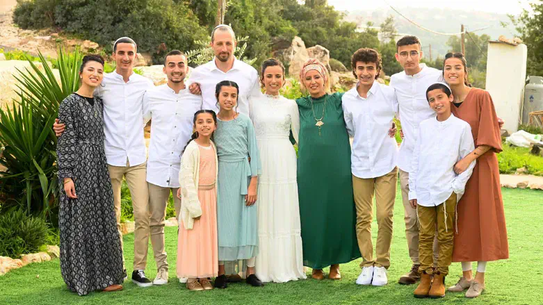 Family of Shaul Moyal