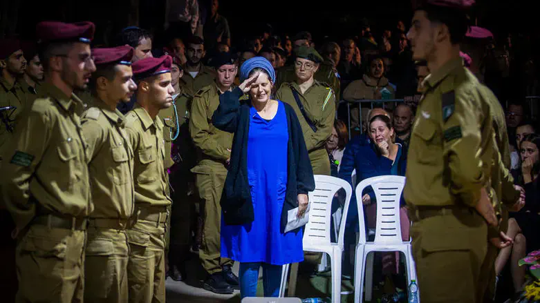 הלוויתו של אביב גלבוע ז"ל