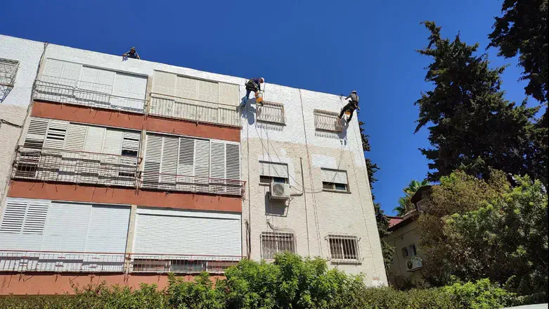 הגולשים עבודות בגובה