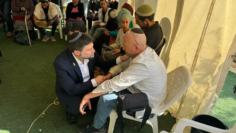 סמוטריץ' בניחום