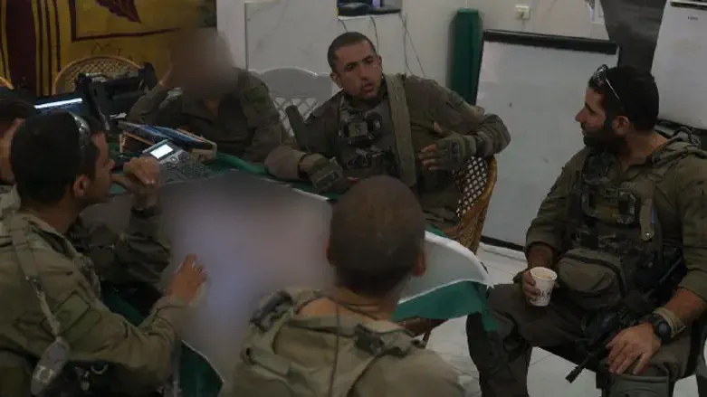 Ахсан Дакса за несколько дней до гибели