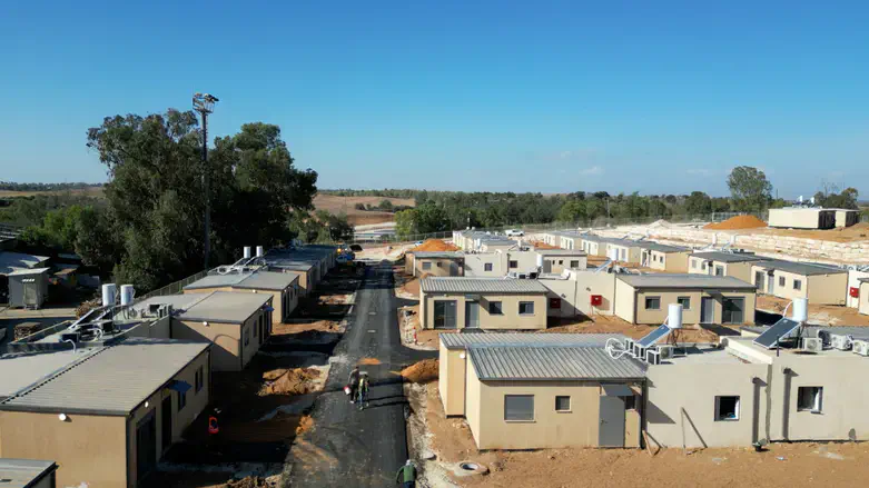 בתים זמניים