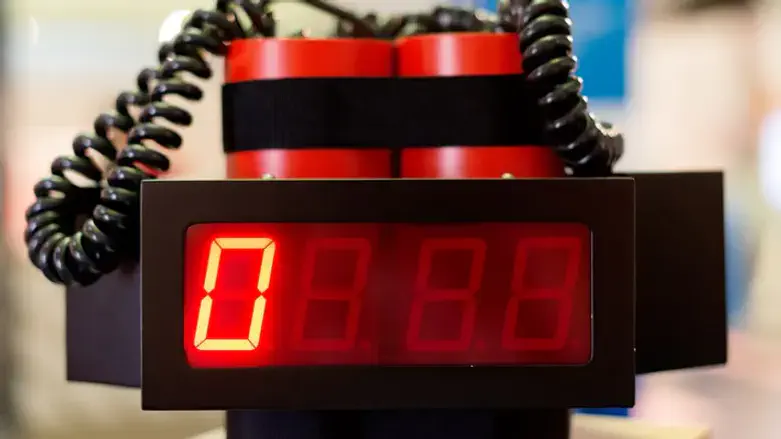 Взрывные устройства (иллюстрация)