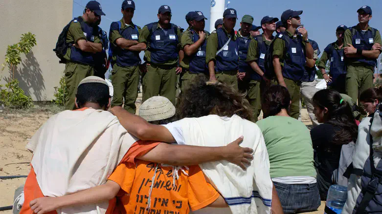 פינוי היישוב מורג בגוש קטיף