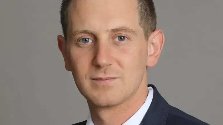 רועי ינובסקי