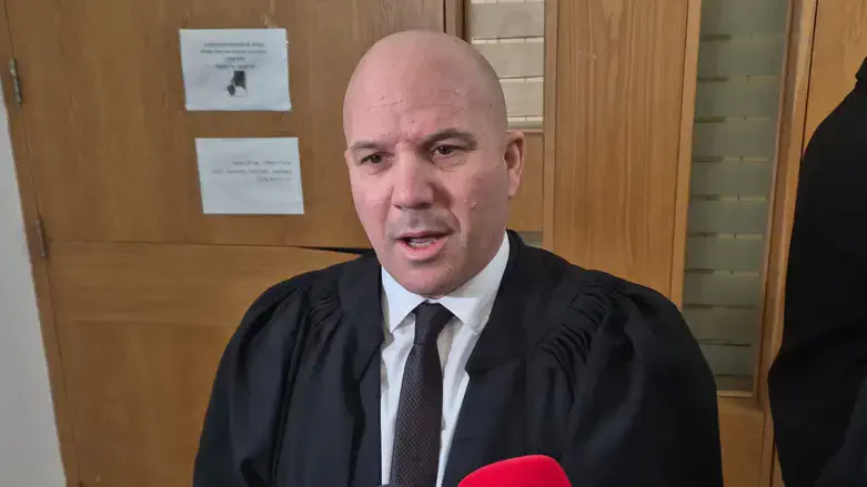 עו"ד אורי קורב