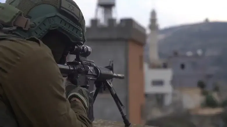 IDF soldier in Samaria