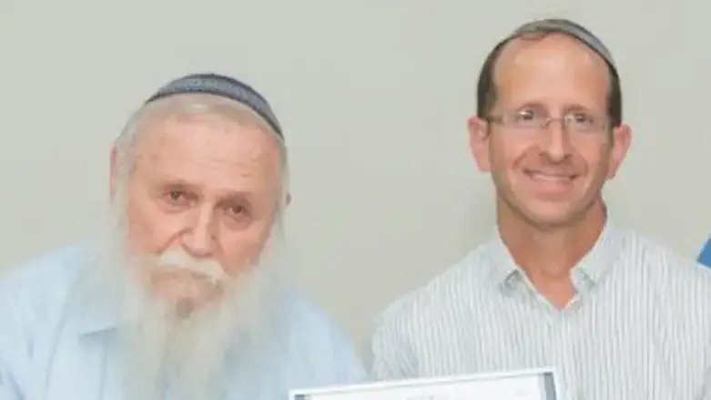 הרב יוני סמואל עם הרב דורקמן
