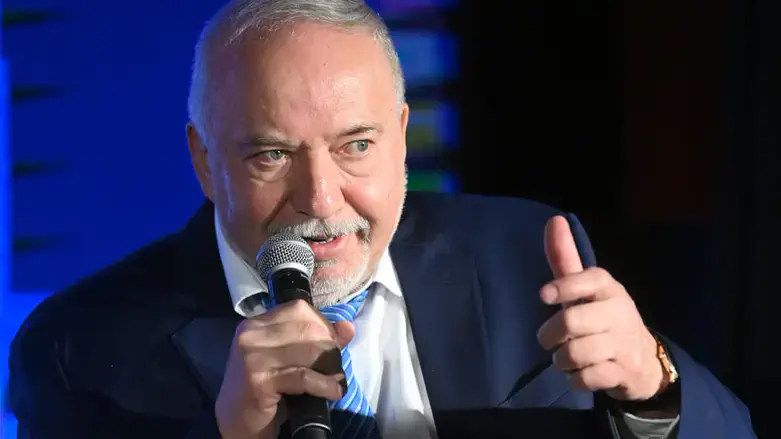 אביגדור ליברמן