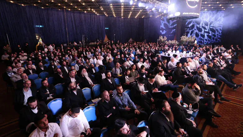 ועדית הקודקודים