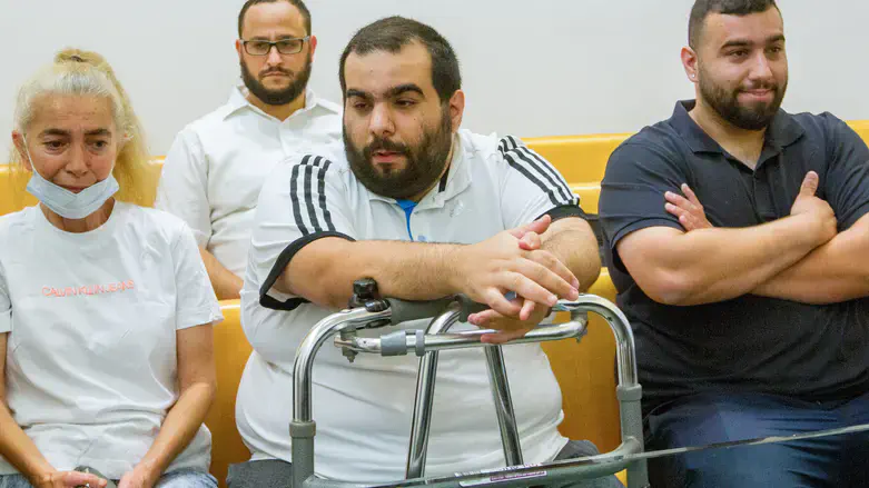 ג'אנאשווילי בבית המשפט